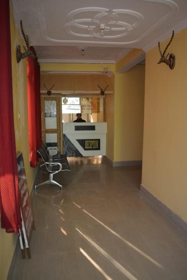 Srīnagar Nice One Palace מראה חיצוני תמונה